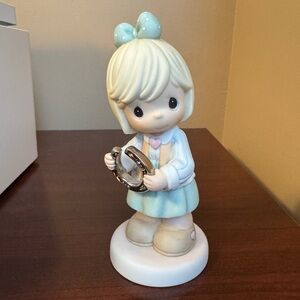 Precious Moment, I'm so lucky to have you as a daughter Figurine with Horse Shoe